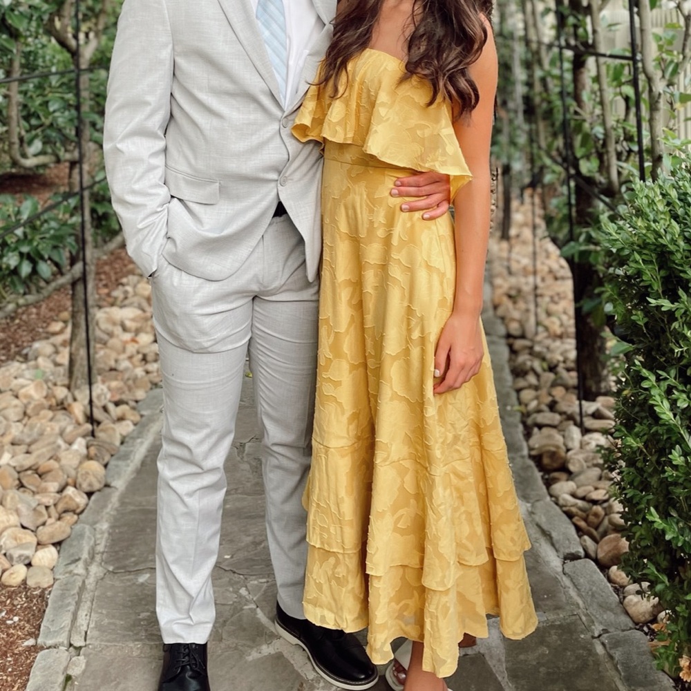 LULUS YELLOW MAXI DRESS